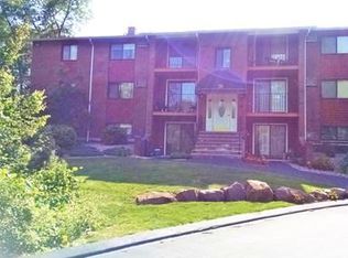 26 Fuller Rd APT 3, Foxboro, MA 02035