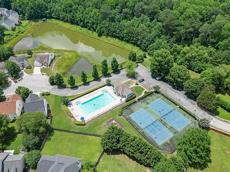 2464 Laurelfield Dr — Photo 46