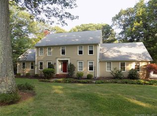 17 Country Way, Bethel, CT 06801