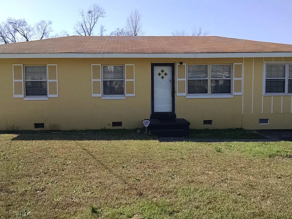 3620 Rocky Dr
