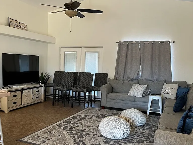 4849 S Calle Del Media — Photo 5