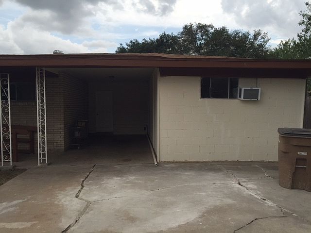 1st image of 306 E Lovett St
