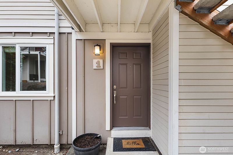 3rd image of 12716 NE 120th Street #H1