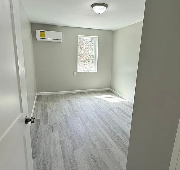 1506 Wendell Ave — Photo 8
