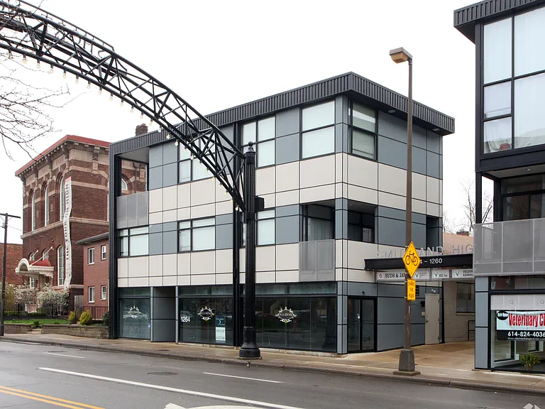 Day Companies Short North — Photo 9