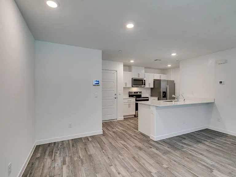 9849 Hidden Pass Ave — Photo 21