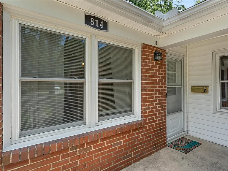 814 N Buchanan Blvd #B — Photo 23