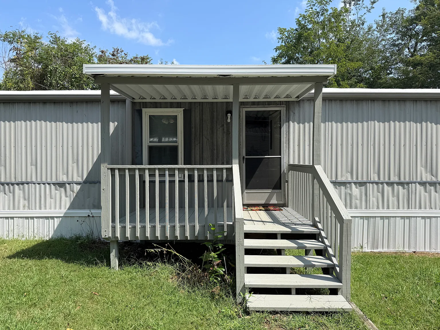 2 bed, 815 sqft, $1,200 — Photo 2