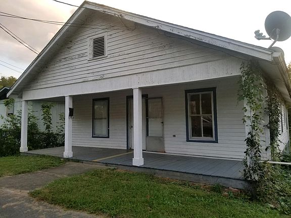 2nd image of 1212 Claiborne St