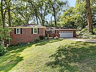 286 Oakley Pl, East Alton, IL 62024 | Zillow