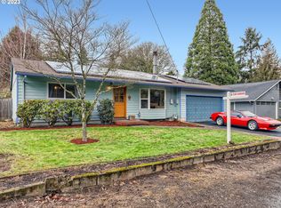 5857 Carman Dr, Lake Oswego, OR 97035