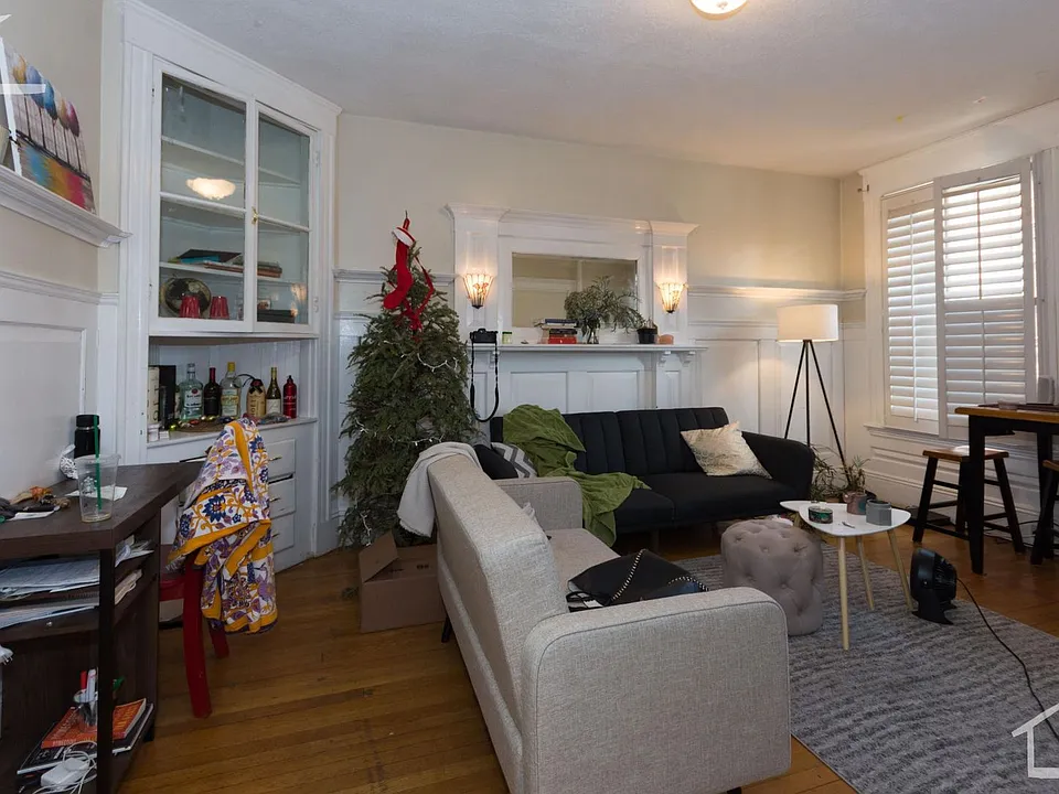 1234 Beacon St #1