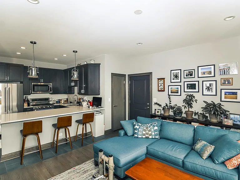 4324 N Ashland Ave #2 — Photo 8