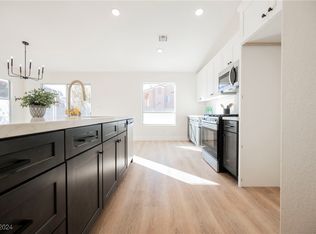 431 Casa Del Norte Dr, North Las Vegas, NV 89031
