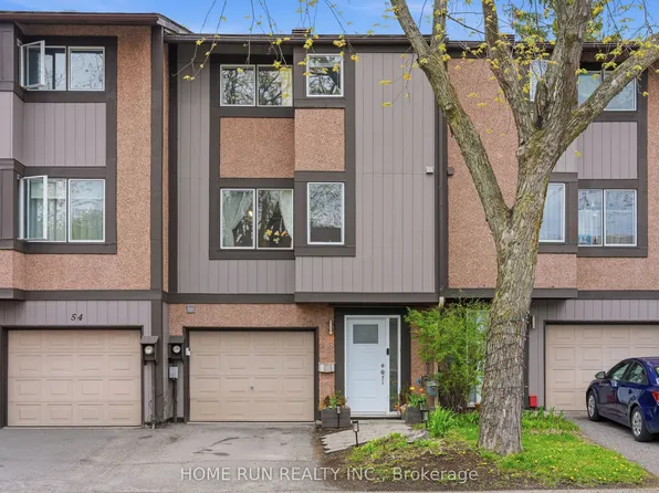 52 Reaney Ct, Ottawa, ON K2K 1W8