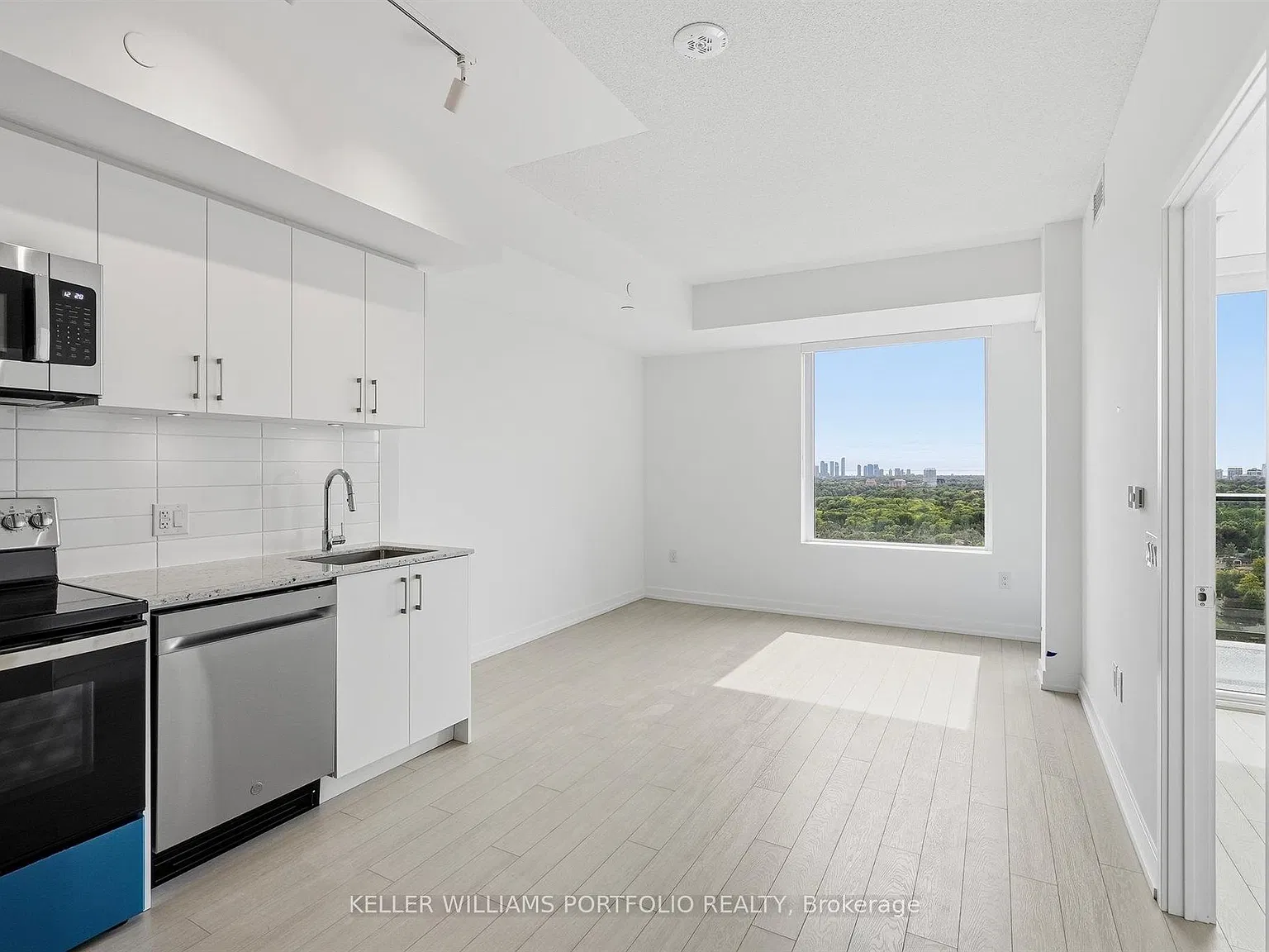 1 bed, $2,175 — Photo 4