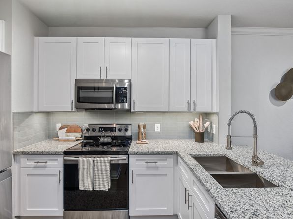 7001 W Parker Rd APT 626