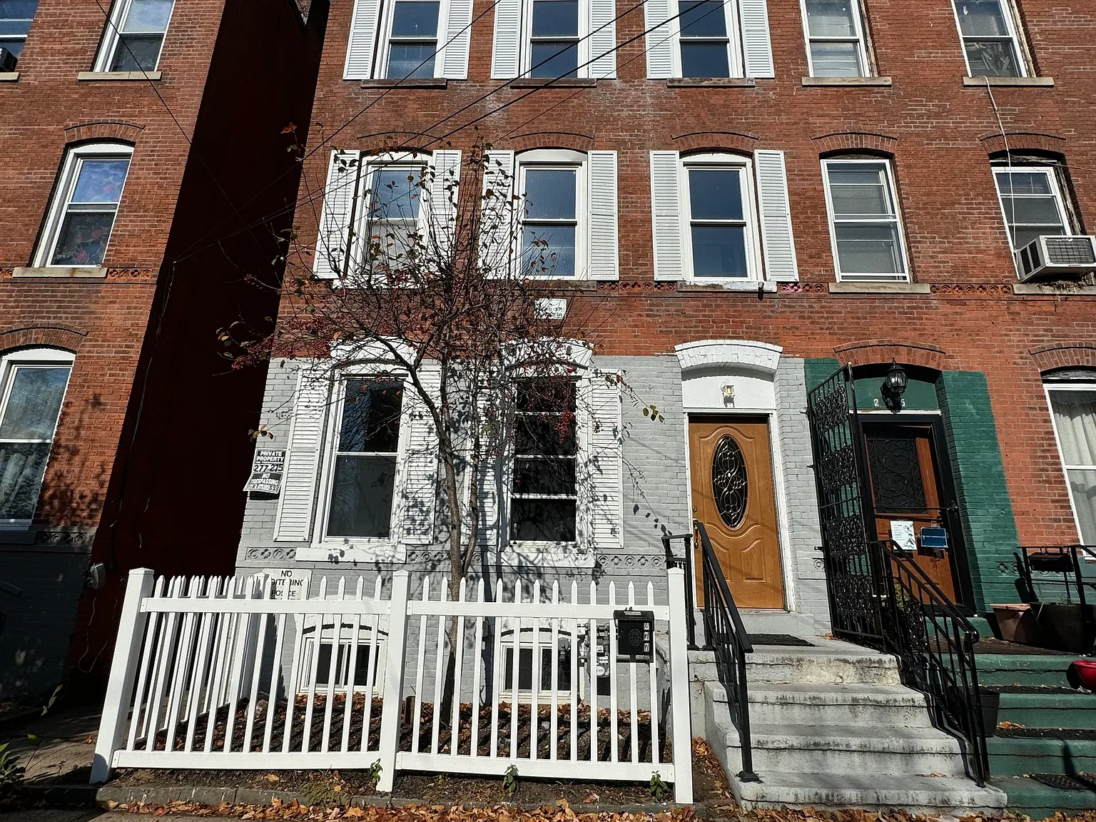 4 bed, $3,200 — Photo 2