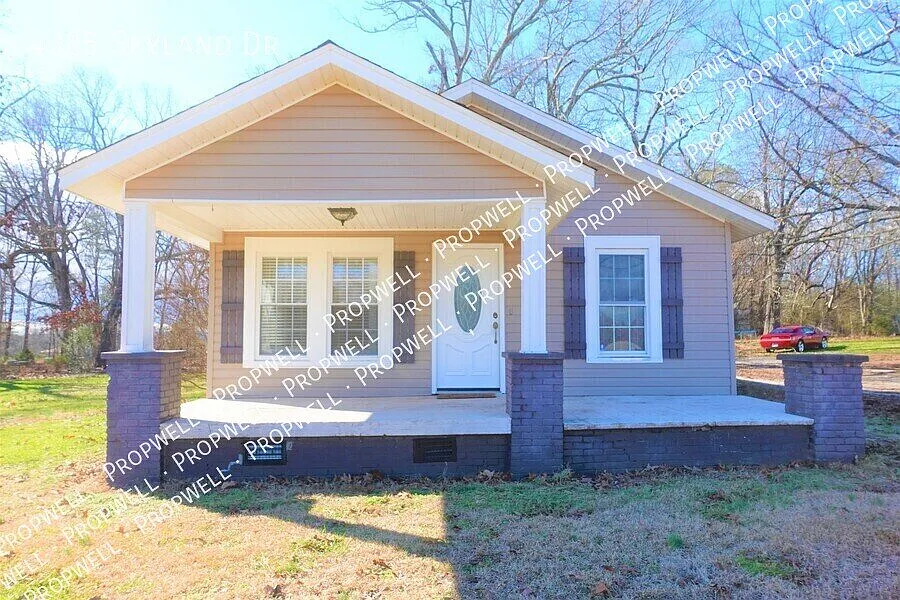 4385 Skyland Dr — Photo 2