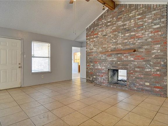 2nd image of 7205 S Meadow Dr E