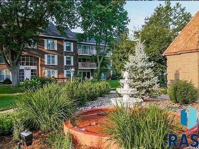 2505 S Kiwanis Ave APT 145, Sioux Falls, SD, 57105