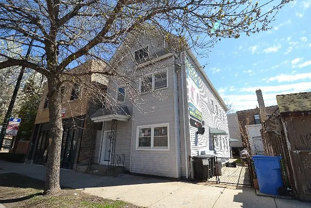 3907 N Ashland Ave #F3