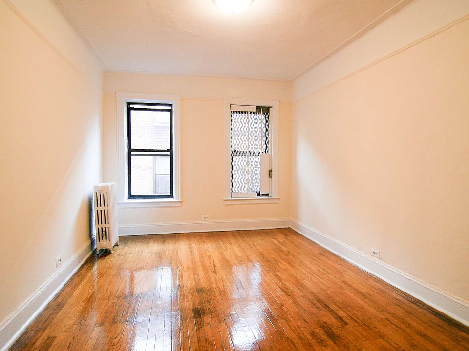 1st image of 1124 46th Ave #3