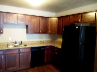 3165 W Sexton St, Springfield, MO 65810