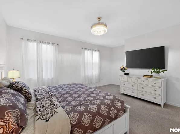 2926 Citrus St, Naples, FL 34120