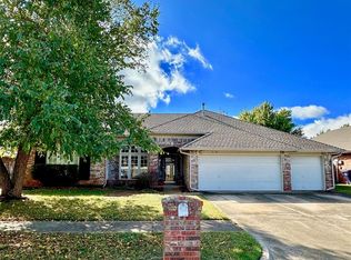 1300 NW 196th St, Edmond, OK 73012