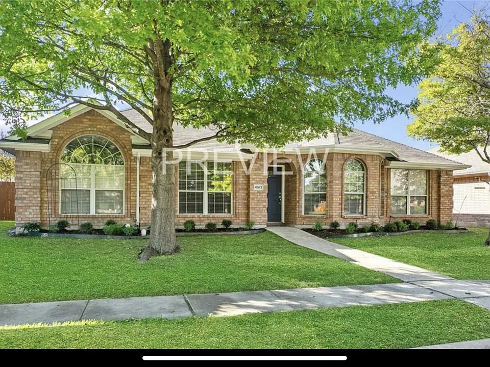 4913 Spanishmoss Dr