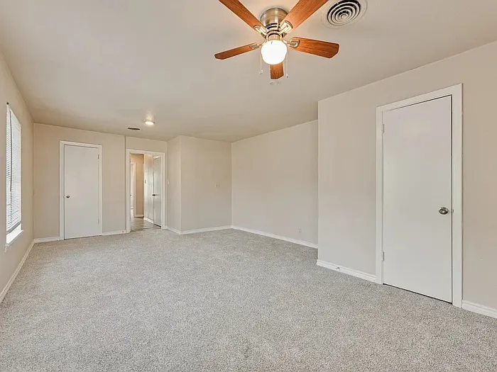 165 Eisenhower Blvd #A — Photo 6