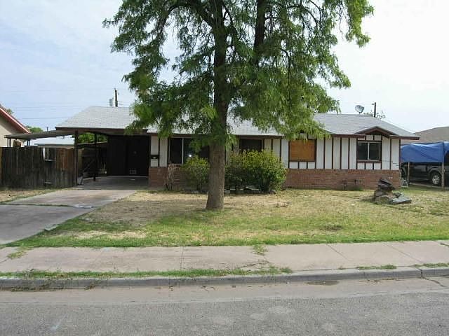 1st image of 854 E Dolphin Ave