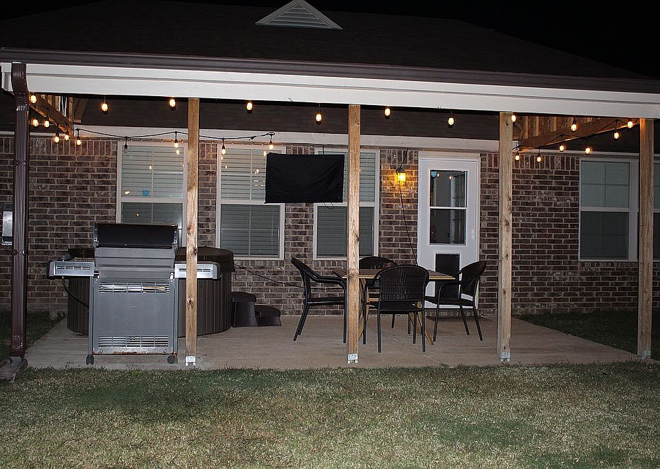 1st image of 7686 Walnut Glenn Dr