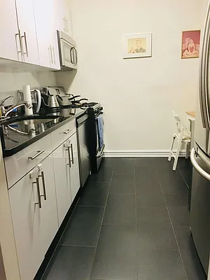 Rented by Century 21 Metropolitan | media 70