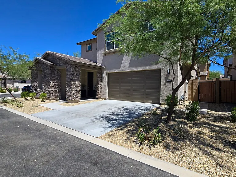 17750 W Jojoba Rd — Photo 2