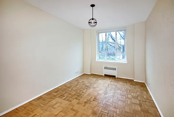 Rented by Re/Max In The City | media 22