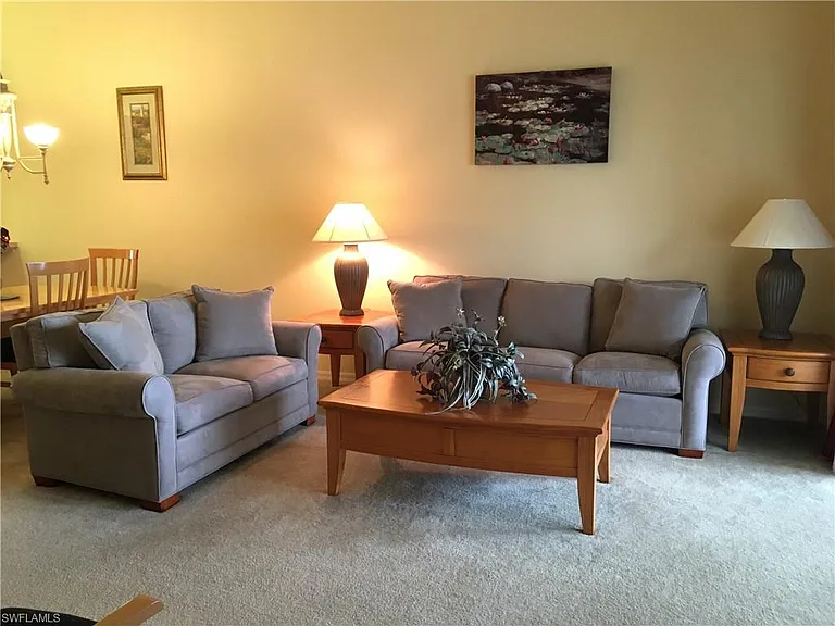 500 Robin Hood Cir #202 — Photo 7