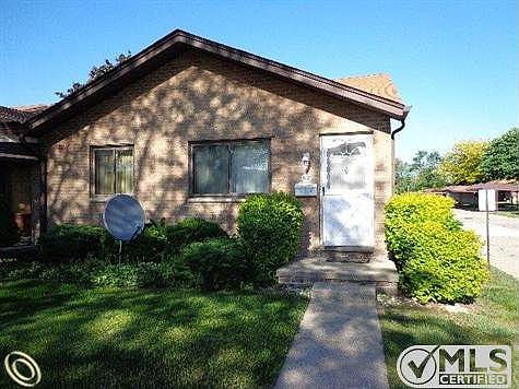 8401 18 Mile front.JPG