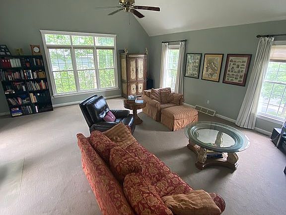 family room 22X20