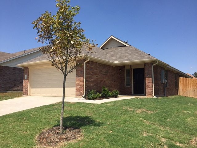 1st image of 4012 Winter Springs Dr