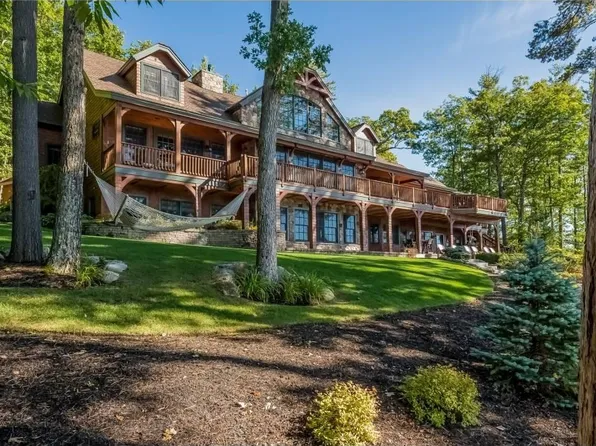 64 Wagon Wheel Trail, Meredith, NH 03253