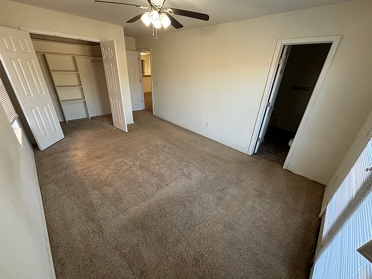 4913 N Britton Dr — Photo 8