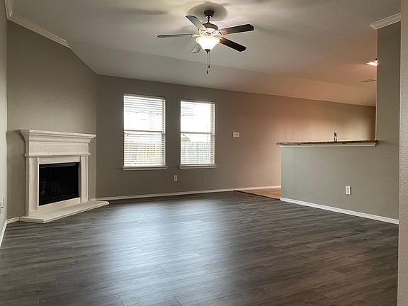3rd image of 151 Wild Rose Ct