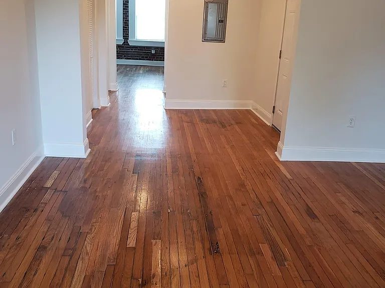 122 W Linwood Blvd #4 — Photo 17