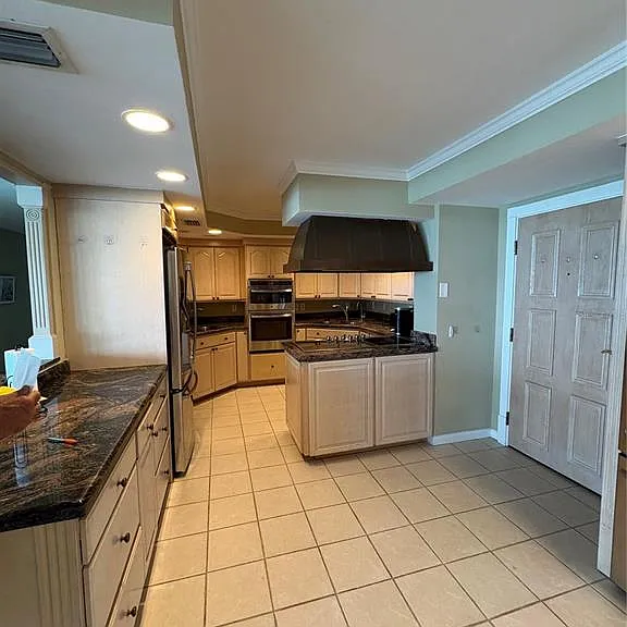 675 S Gulfview Blvd #Penthouse 1 — Photo 18