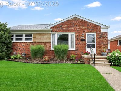 20209 Gaukler St, Saint Clair Shores, MI, 48080