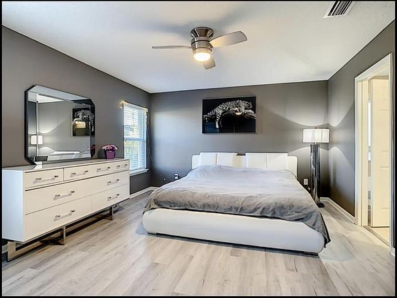 3rd image of 120 Prestwick Grande Dr #1