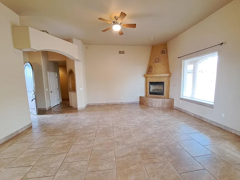 4539 Miramar Arc — Photo 11