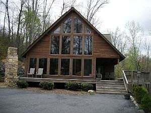 1st image of 466 W Point Dr